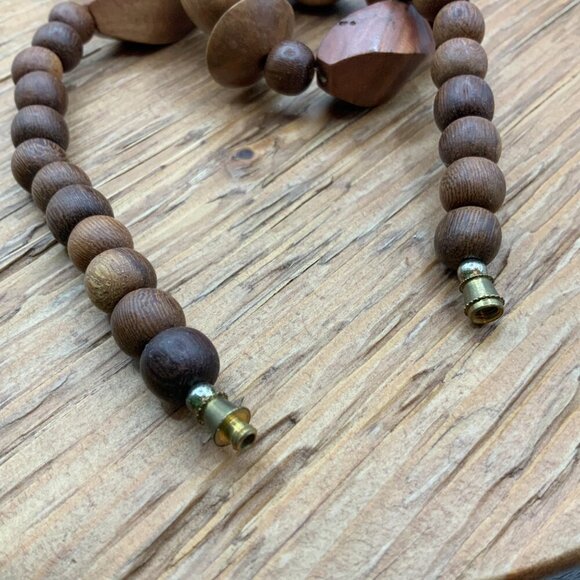 Hand Carved African Vintage Wooden Beaded Elephant Lion Giraffe Necklace - Picture 4 of 10